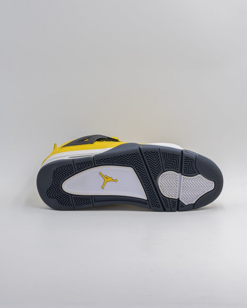 Air Jordan 4 Retro Lightning