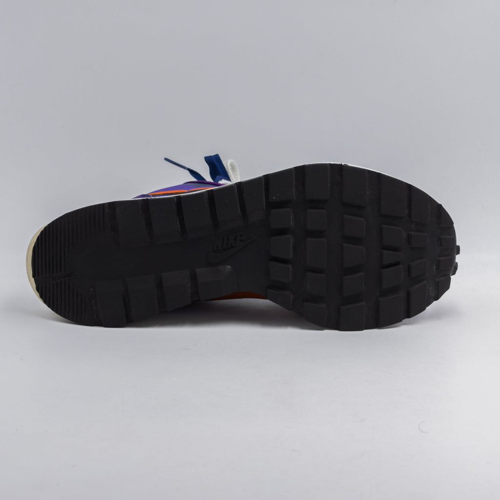 Nike Vaporwaffle sacai Dark Iris