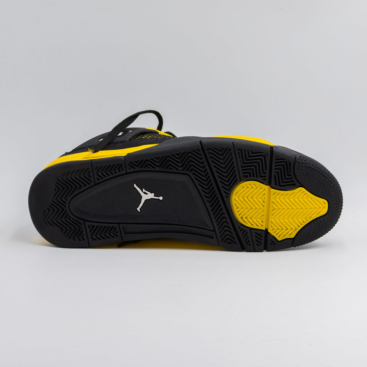 Air Jordan 4 Retro Thunder