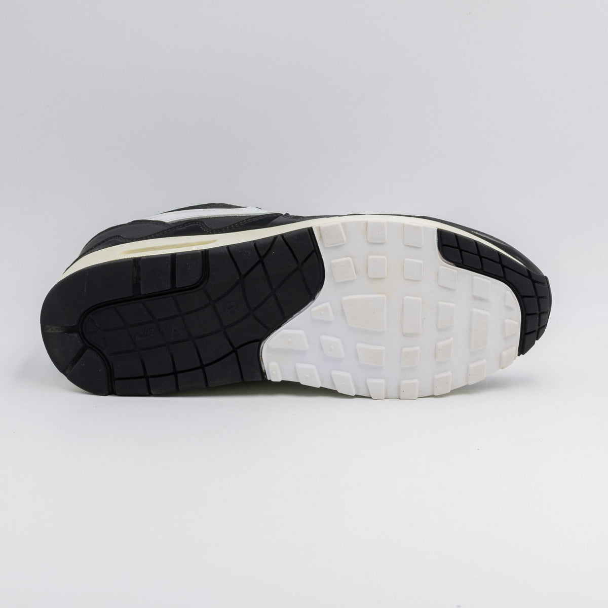 Nike Air Max 1 Patta Waves Black