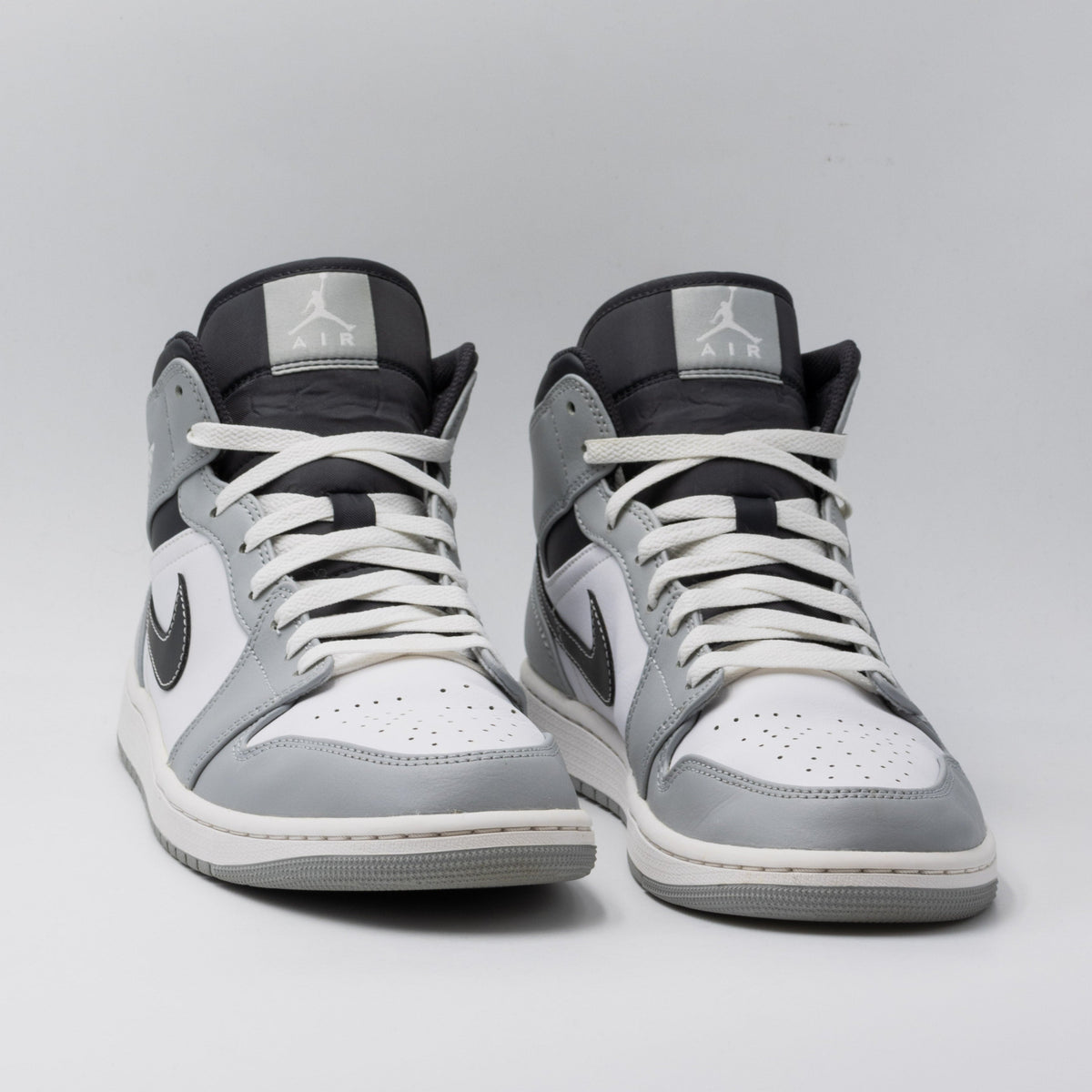 Air Jordan 1 Mid Light Smoke Grey Anthracite