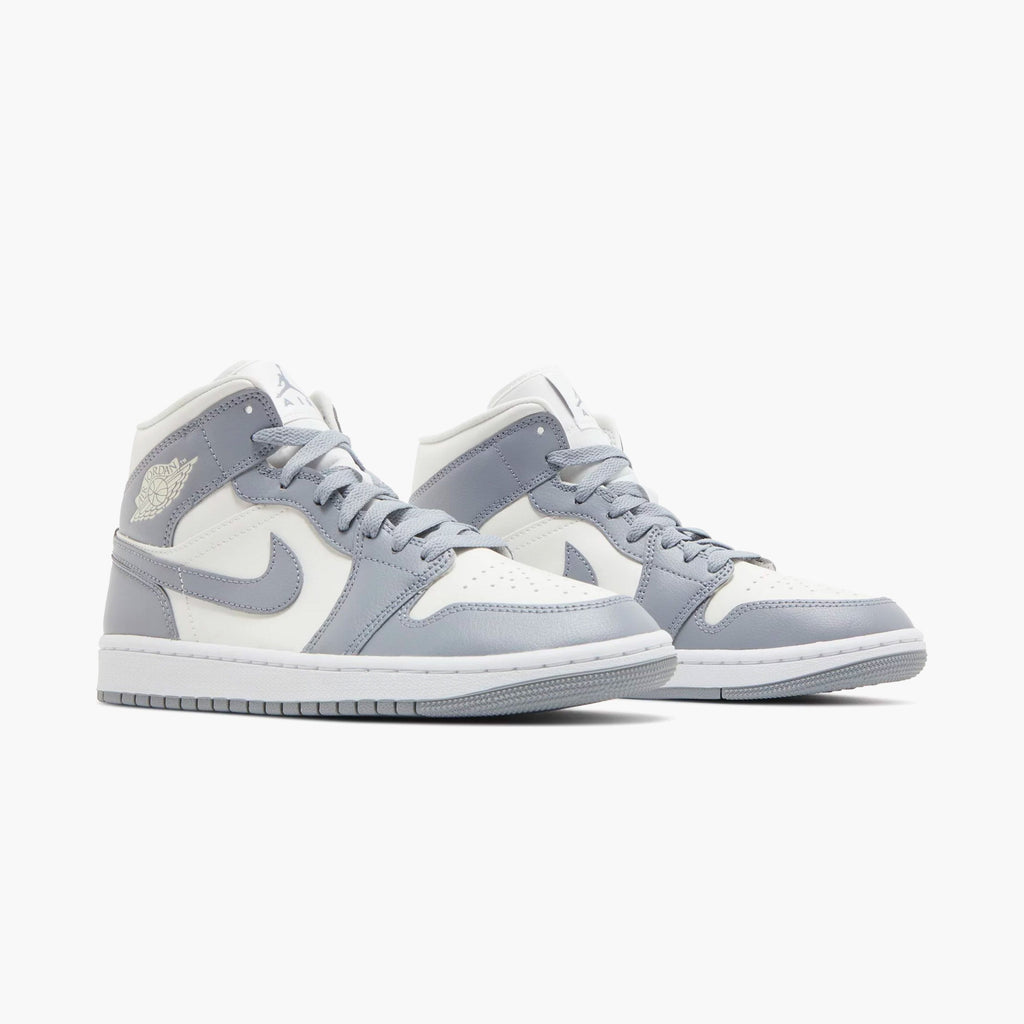 Air Jordan 1 Mid Stealth