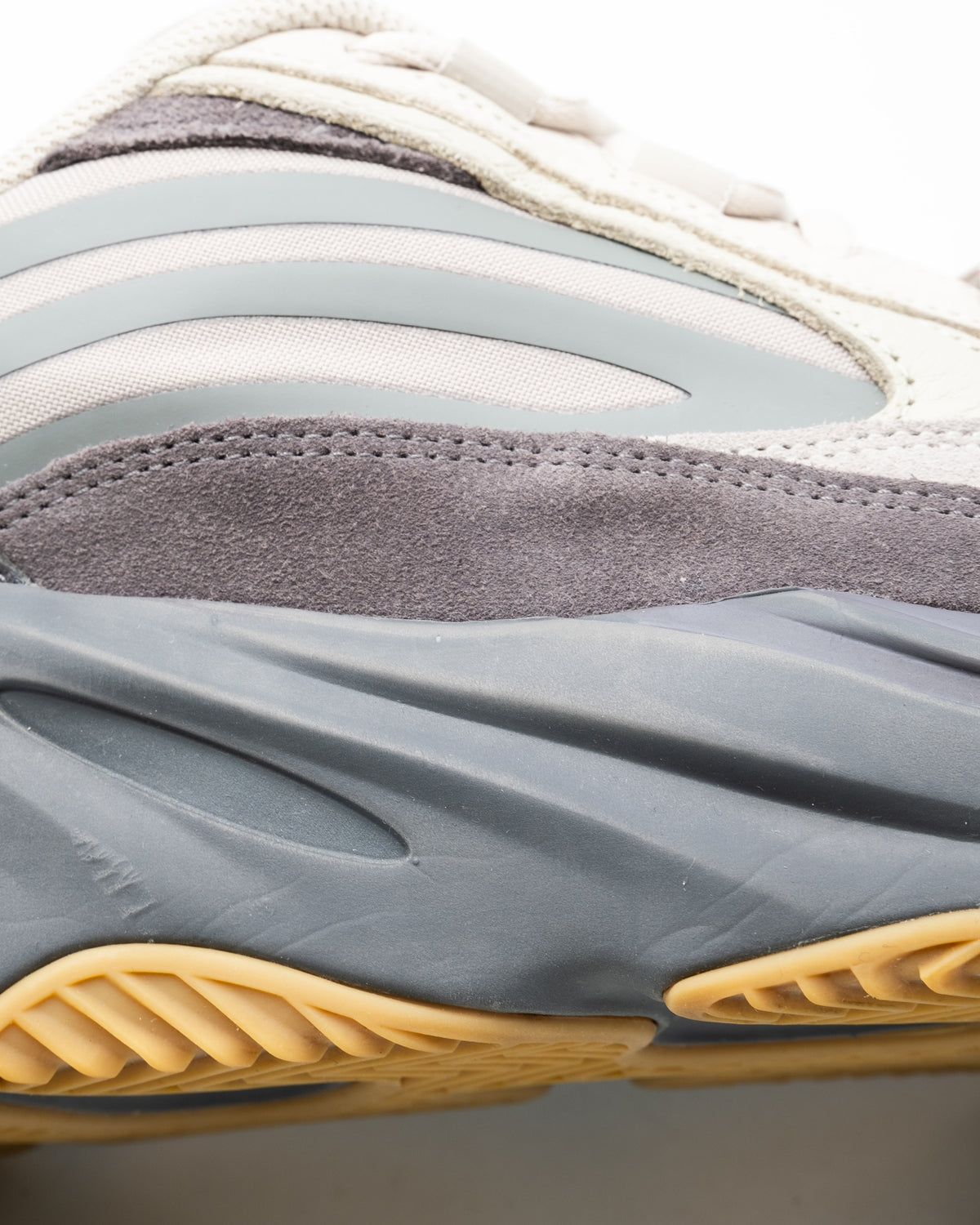 Adidas Yeezy Boost 700 V2 Tephra
