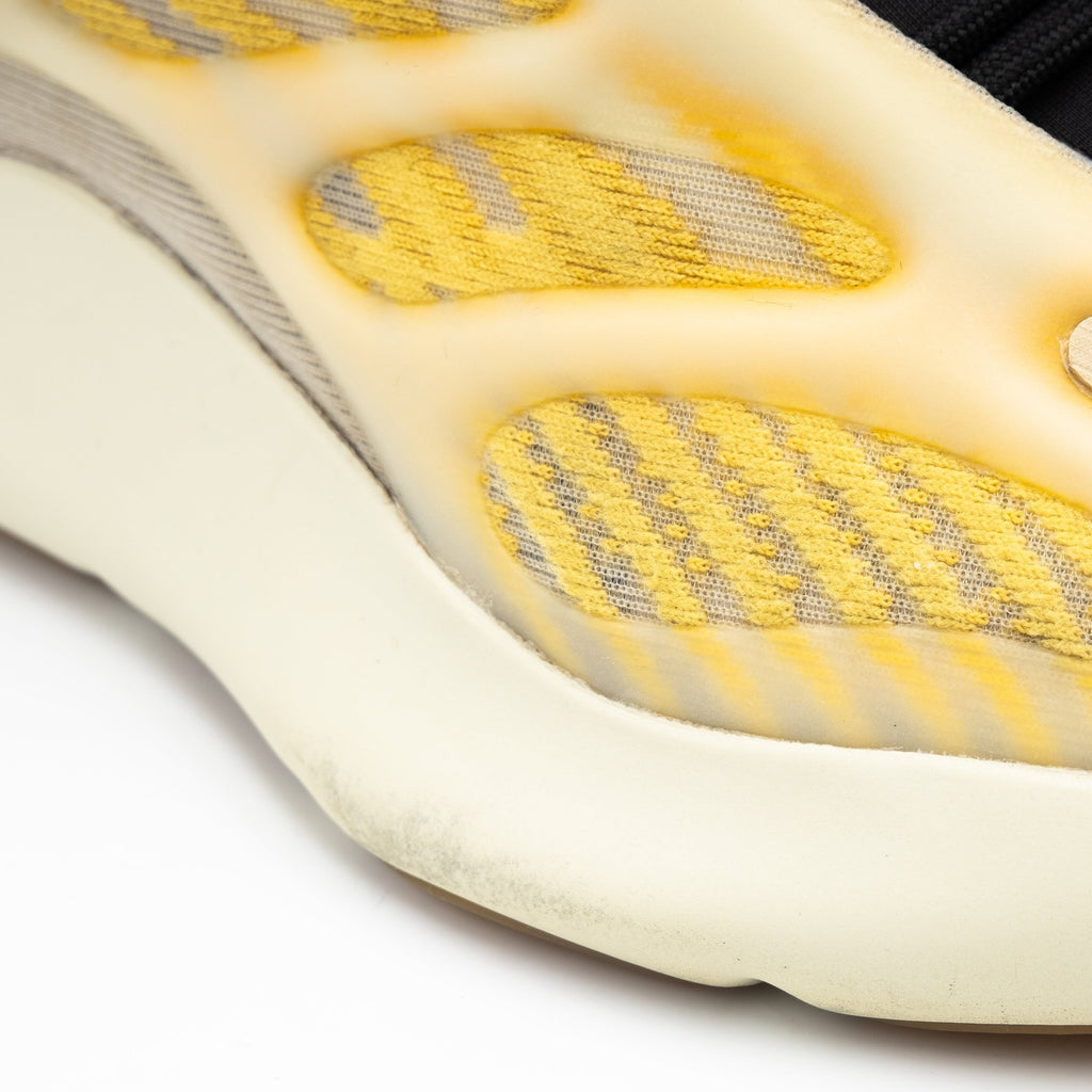 Adidas Yeezy 700 V3 Safflower