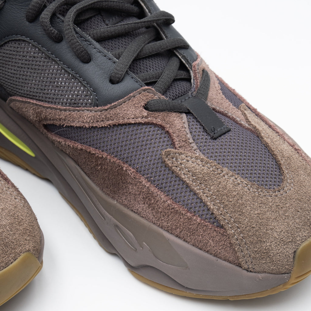 Adidas Yeezy Boost 700 Mauve