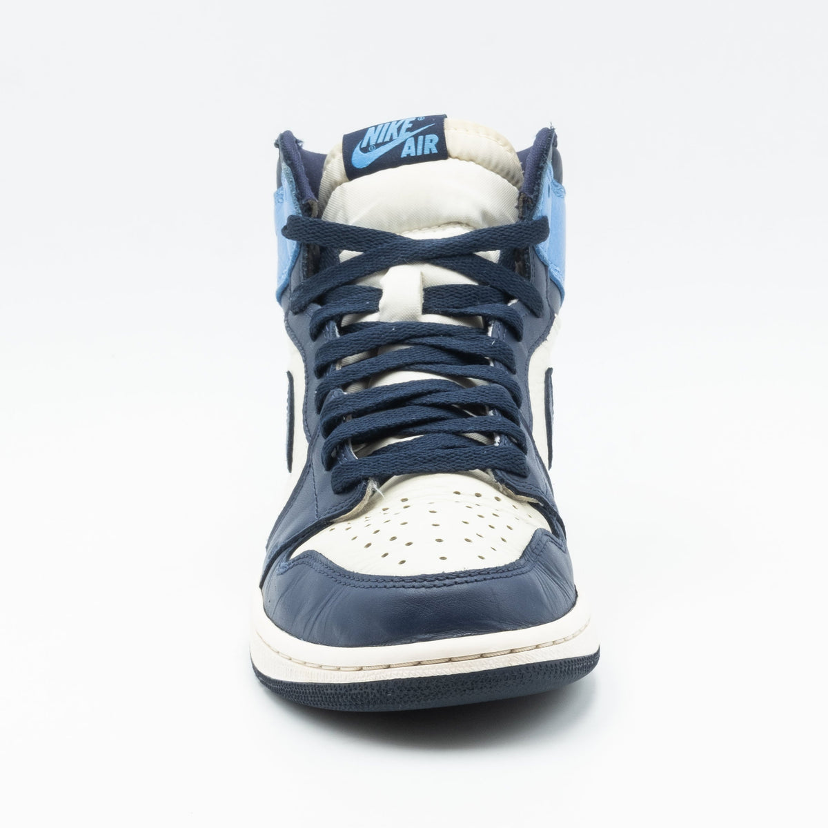 Air Jordan 1 Retro High Obsidian UNC