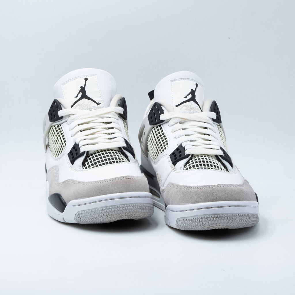 Air Jordan 4 Retro Military Black