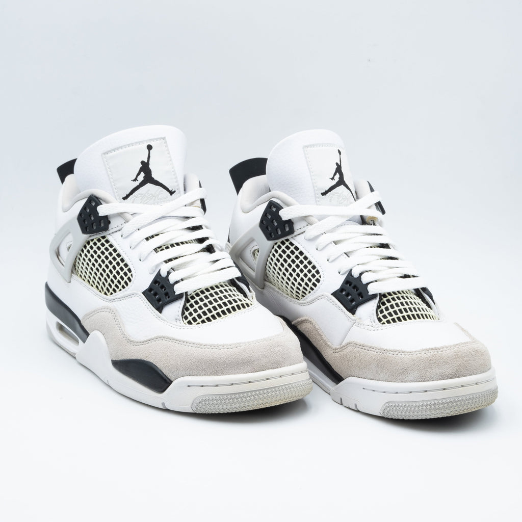 Air Jordan 4 Retro Military Black
