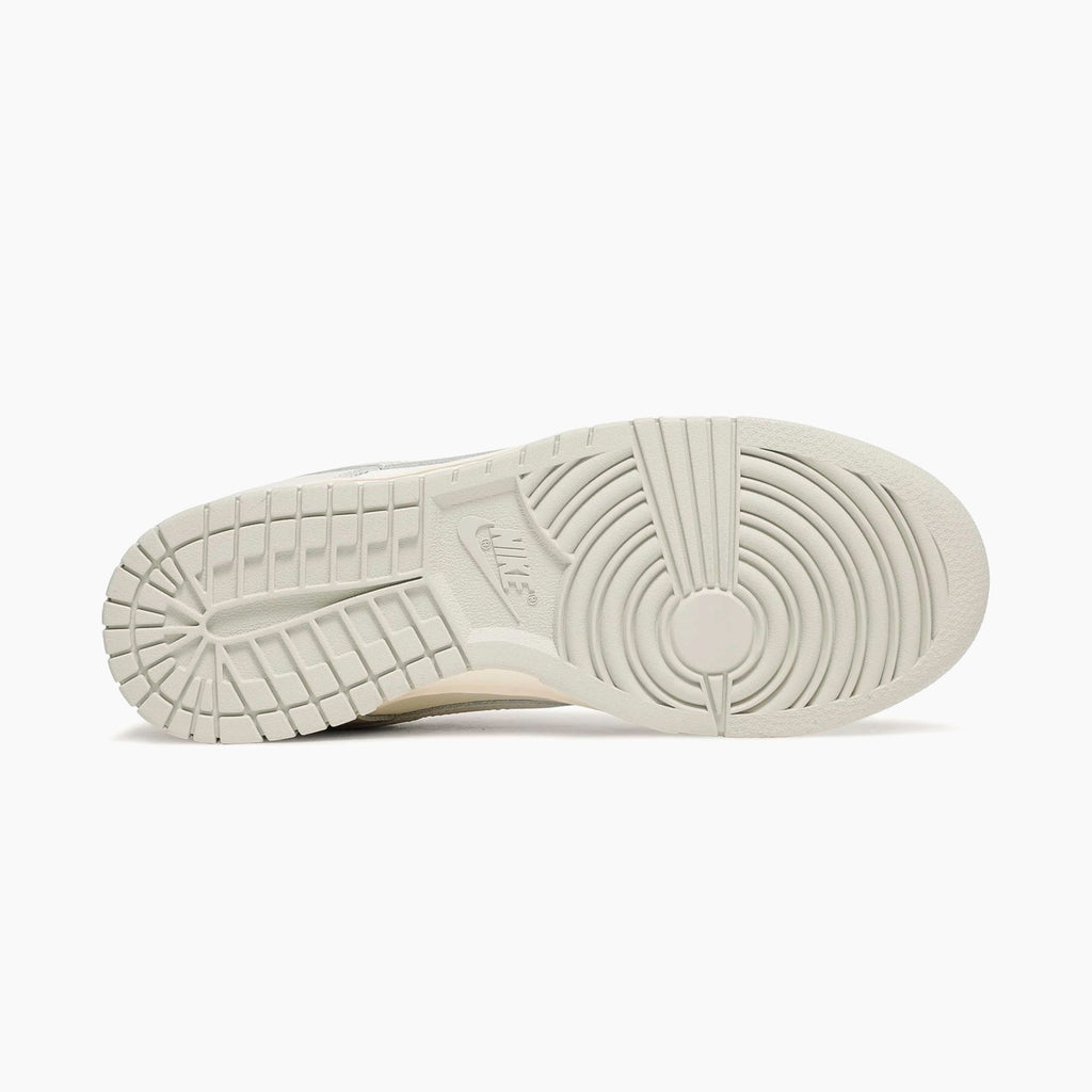 Nike Dunk Low Sail Light Bone