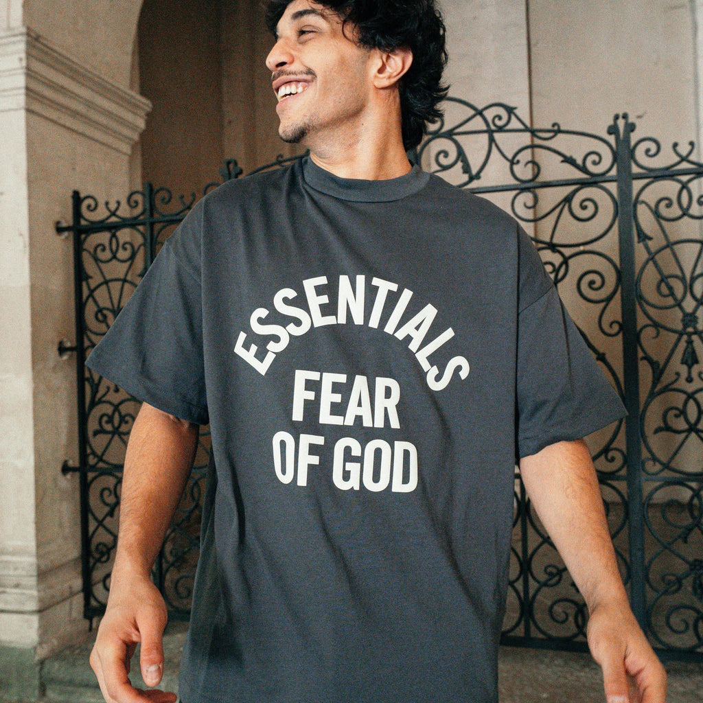 Essentials T-shirt Faded Black Campus 90'S Short Sleeve Fear of God