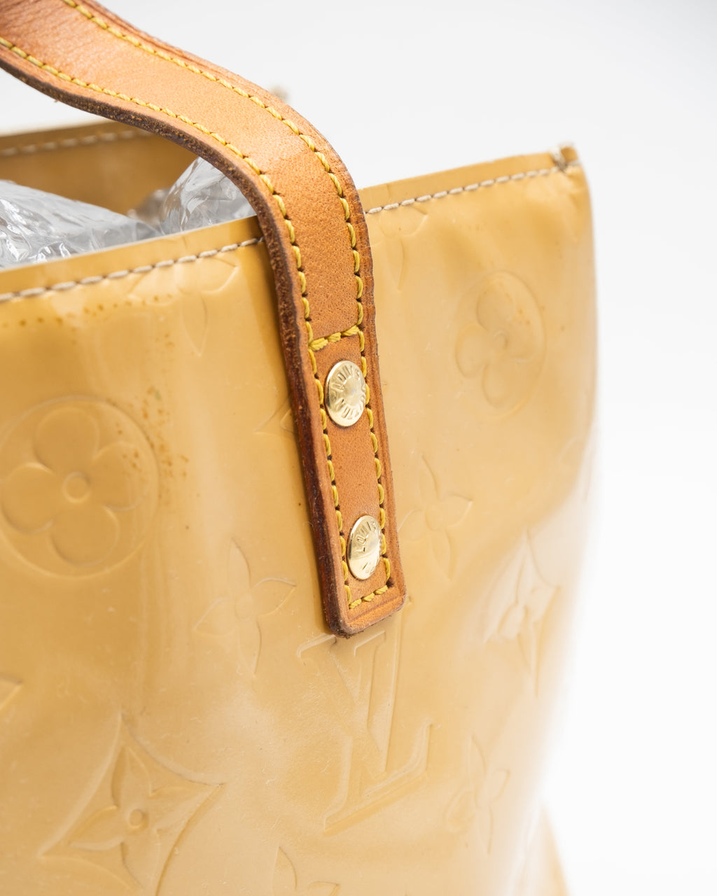 Louis Vuitton Sac à main Vernis Reade Creme PM