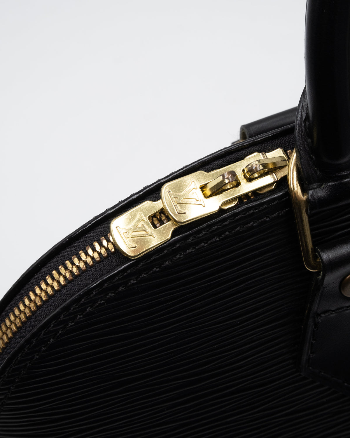 Louis Vuitton Sac à main Alma PM Epi Noir