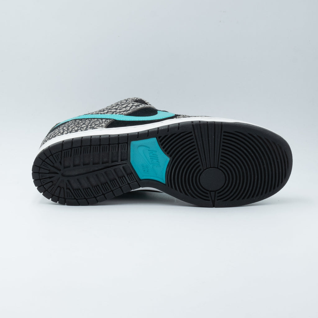 Nike Dunk SB Low atmos Elephant