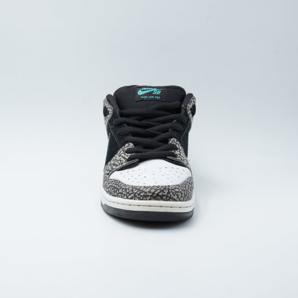 Nike Dunk SB Low atmos Elephant