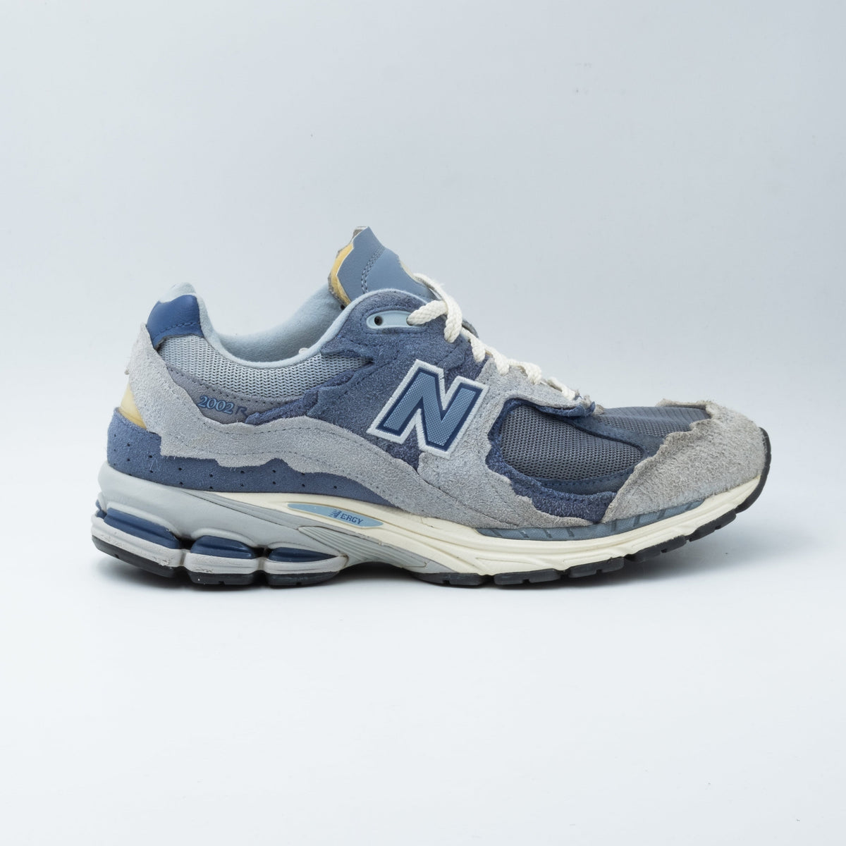 New Balance 2002R Protection Pack Light Arctic Grey Purple