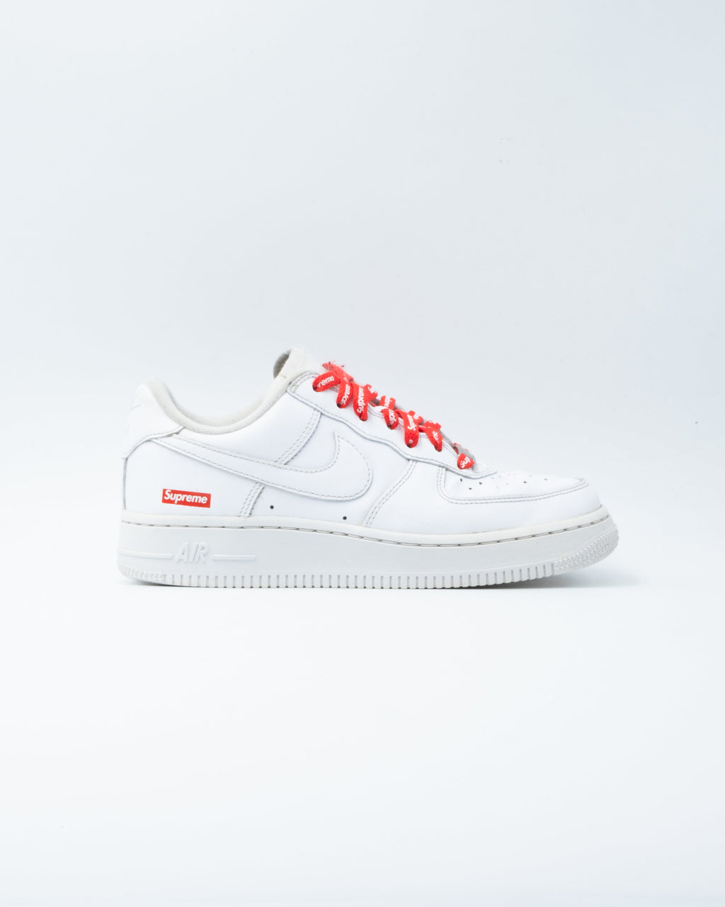 Nike Air Force 1 Low Supreme White