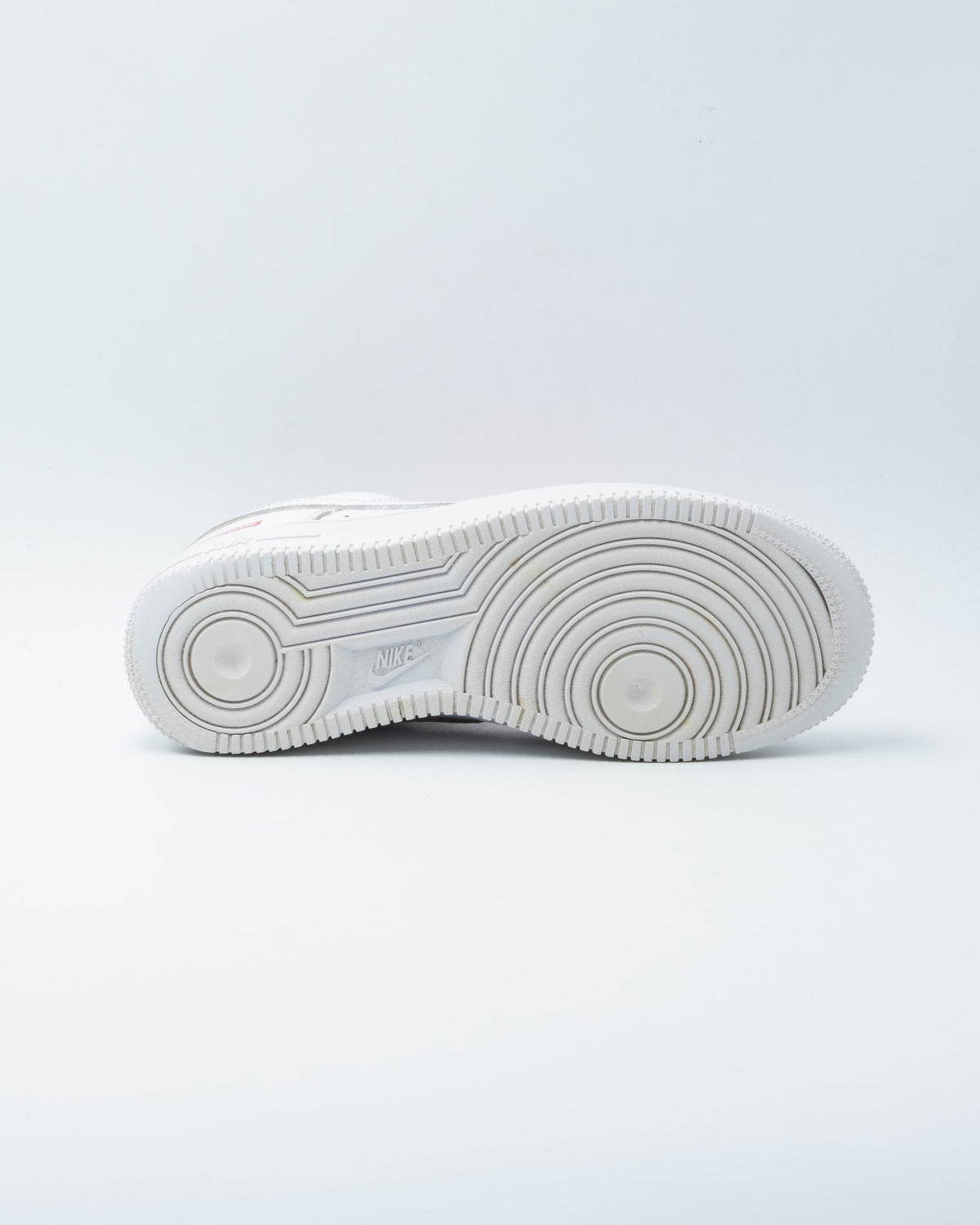 Nike Air Force 1 Low Supreme White