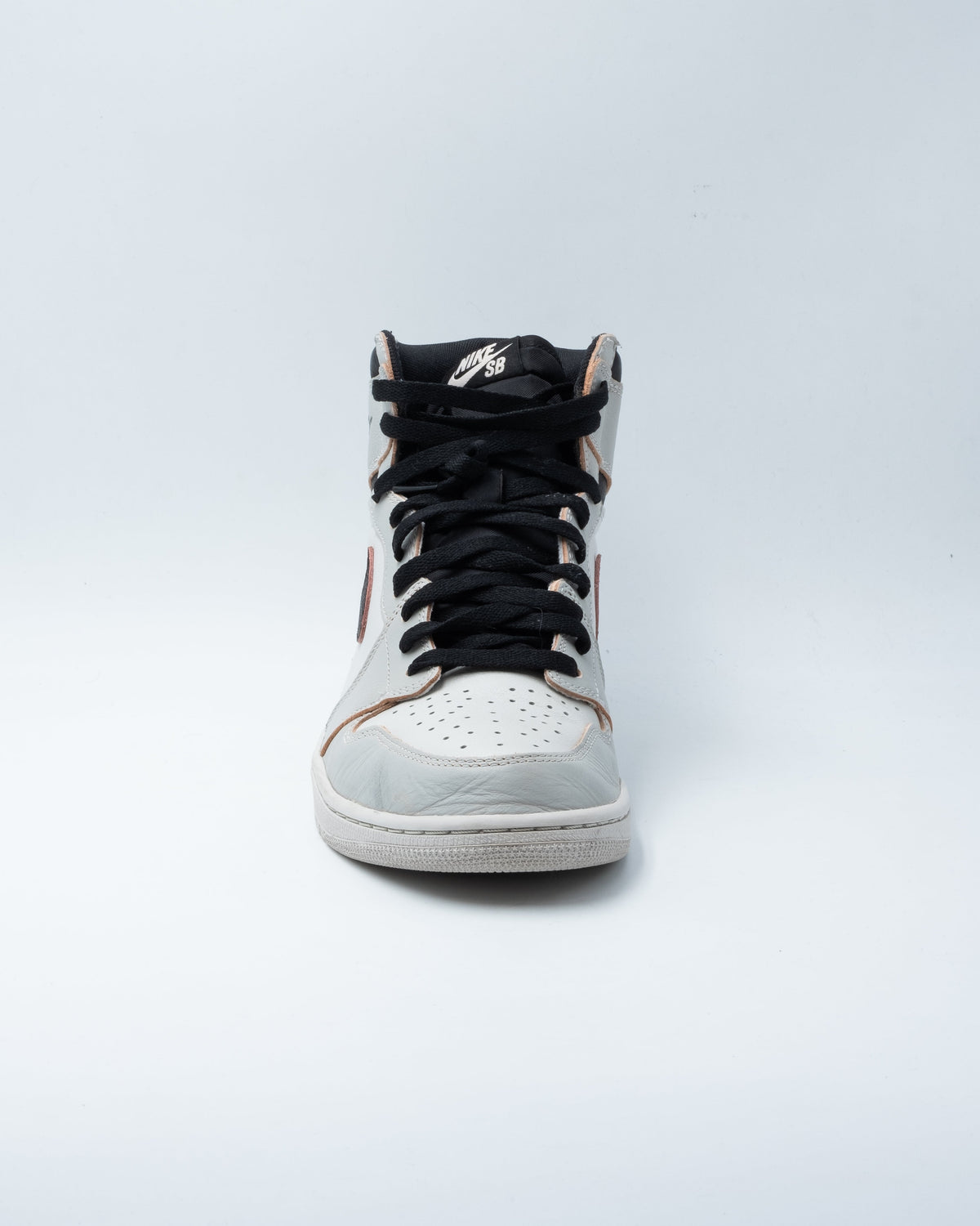 Air Jordan 1 High Retro OG Defiant SB NYC to Paris