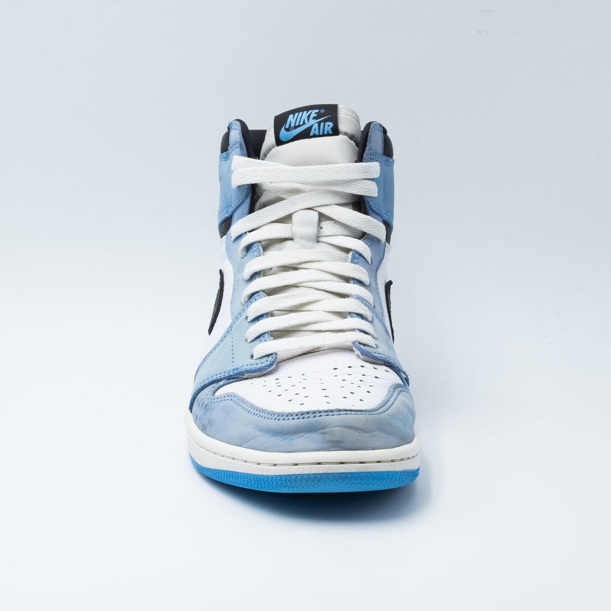 Air Jordan 1 Retro High Hyper Royal Smoke Grey