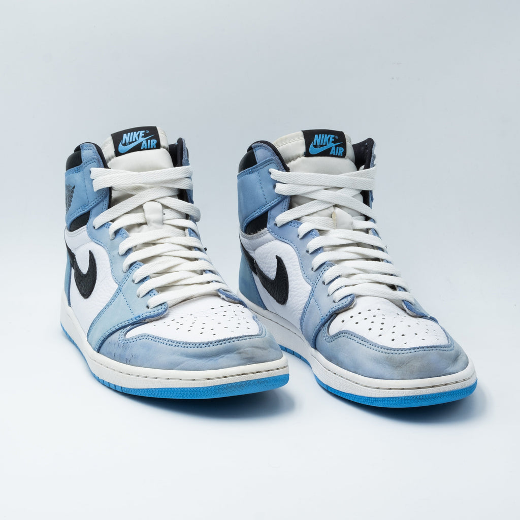 Air Jordan 1 Retro High Hyper Royal Smoke Grey