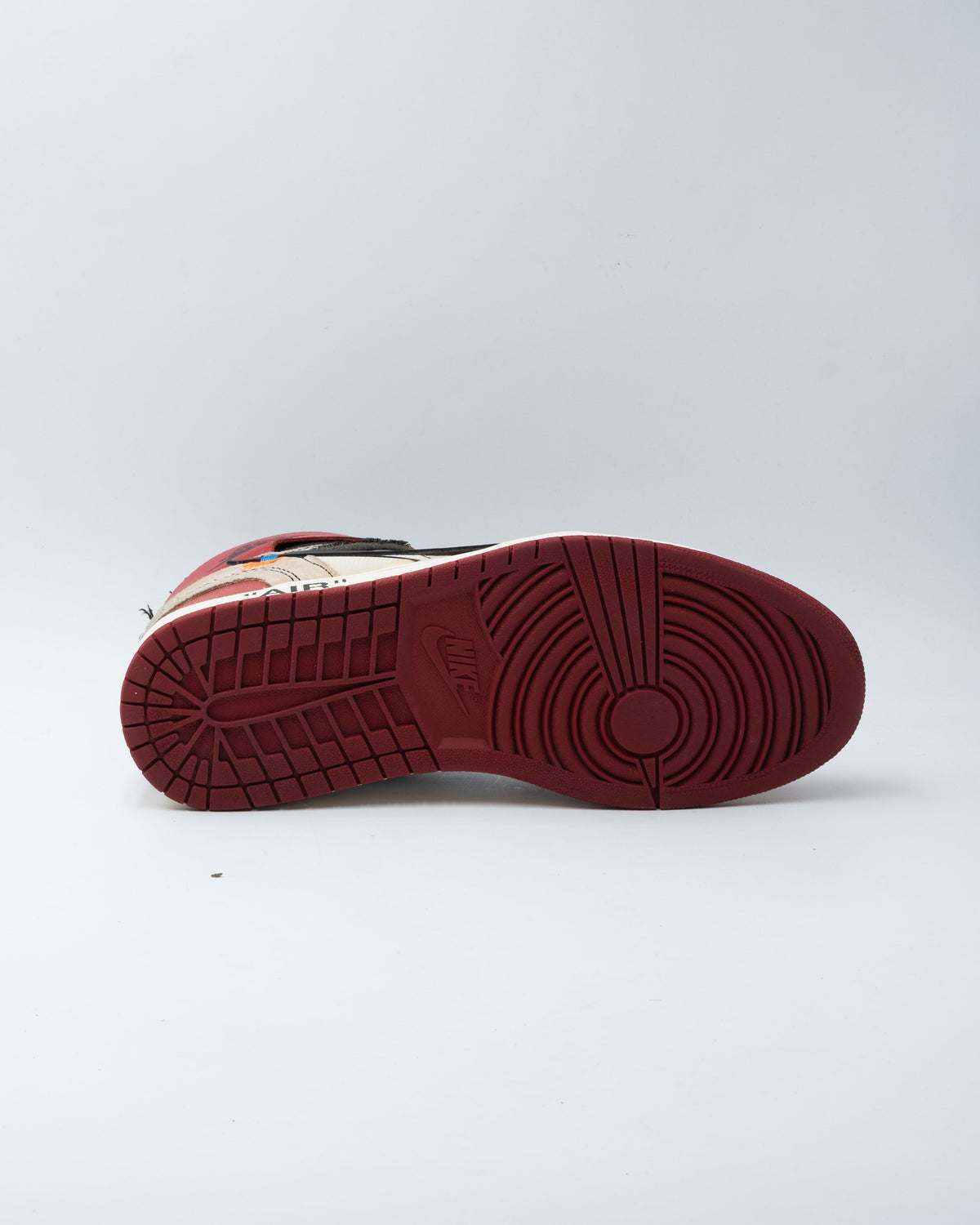 Air Jordan 1 Retro High Off-White Chicago