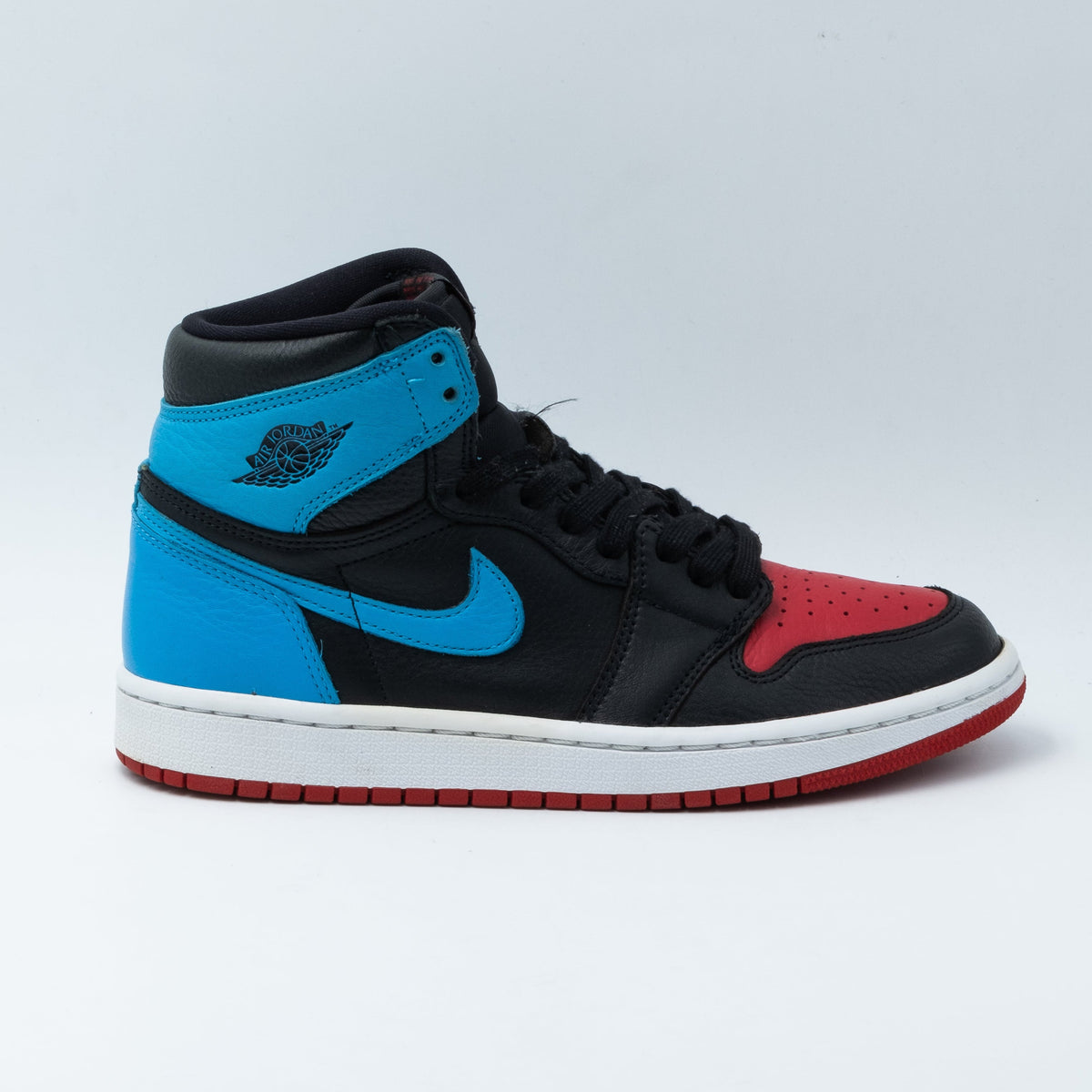 Air Jordan 1 Retro High NC to Chi Leather