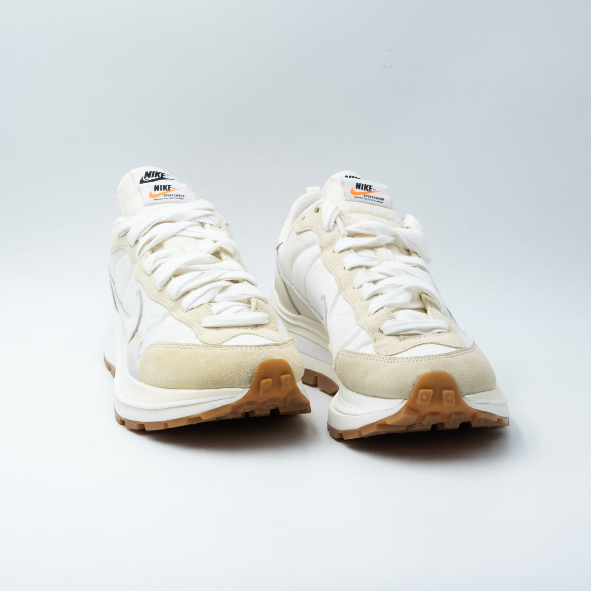 Nike Vaporwaffle sacai Sail Gum