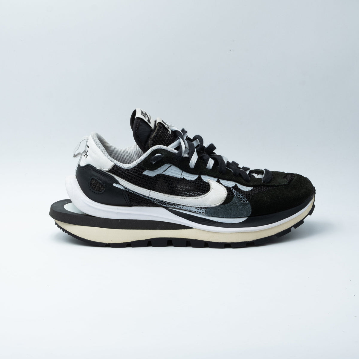 Nike Vaporwaffle Sacai Black White