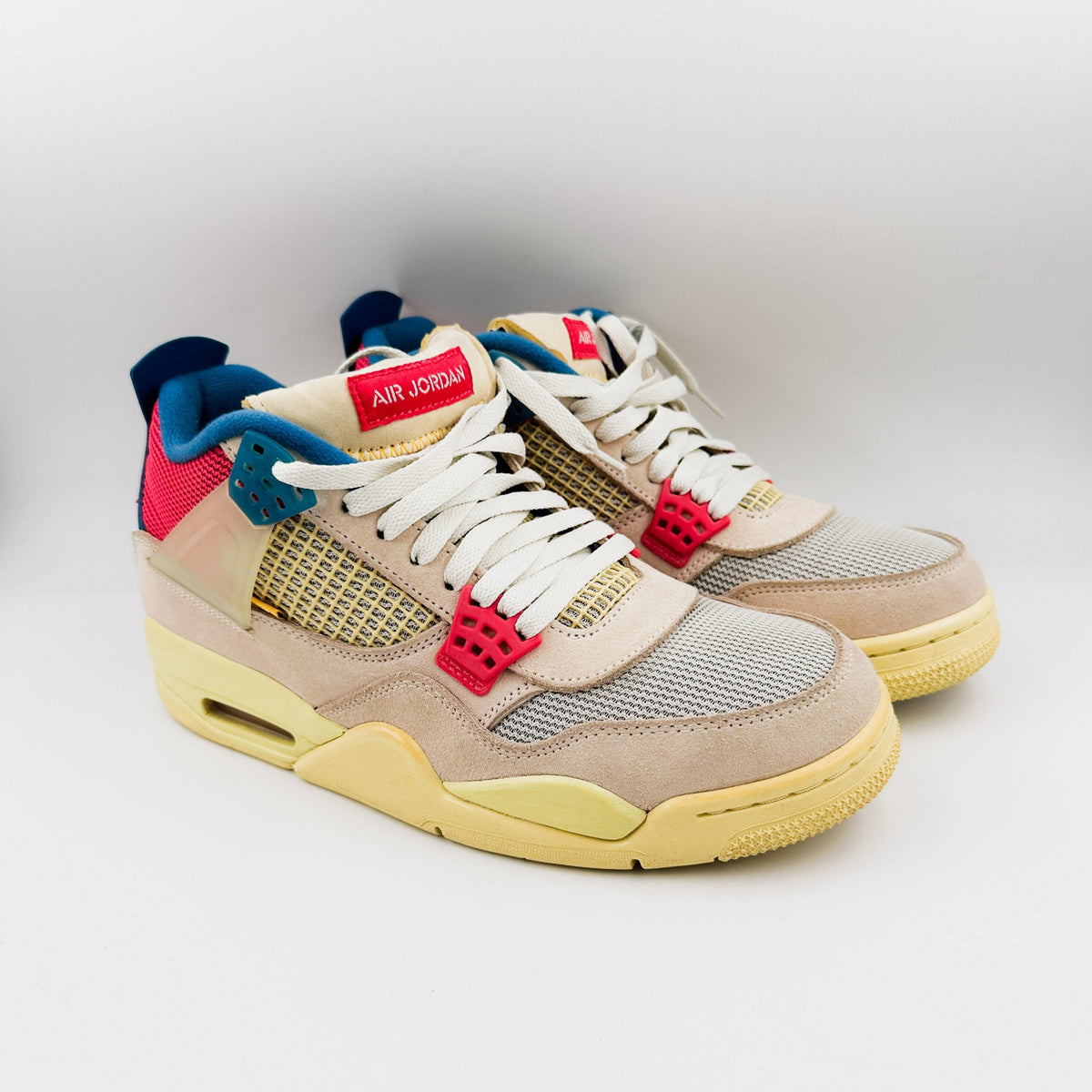 Air Jordan 4 Retro Union Guava Ice