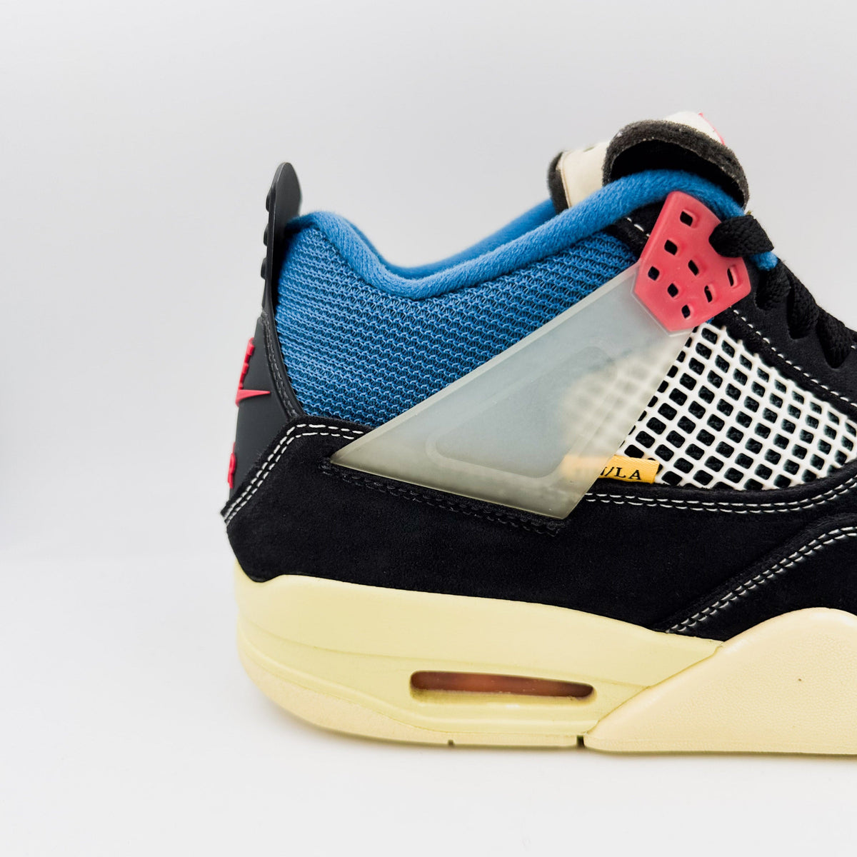 Air Jordan 4 Retro Union Off Noir