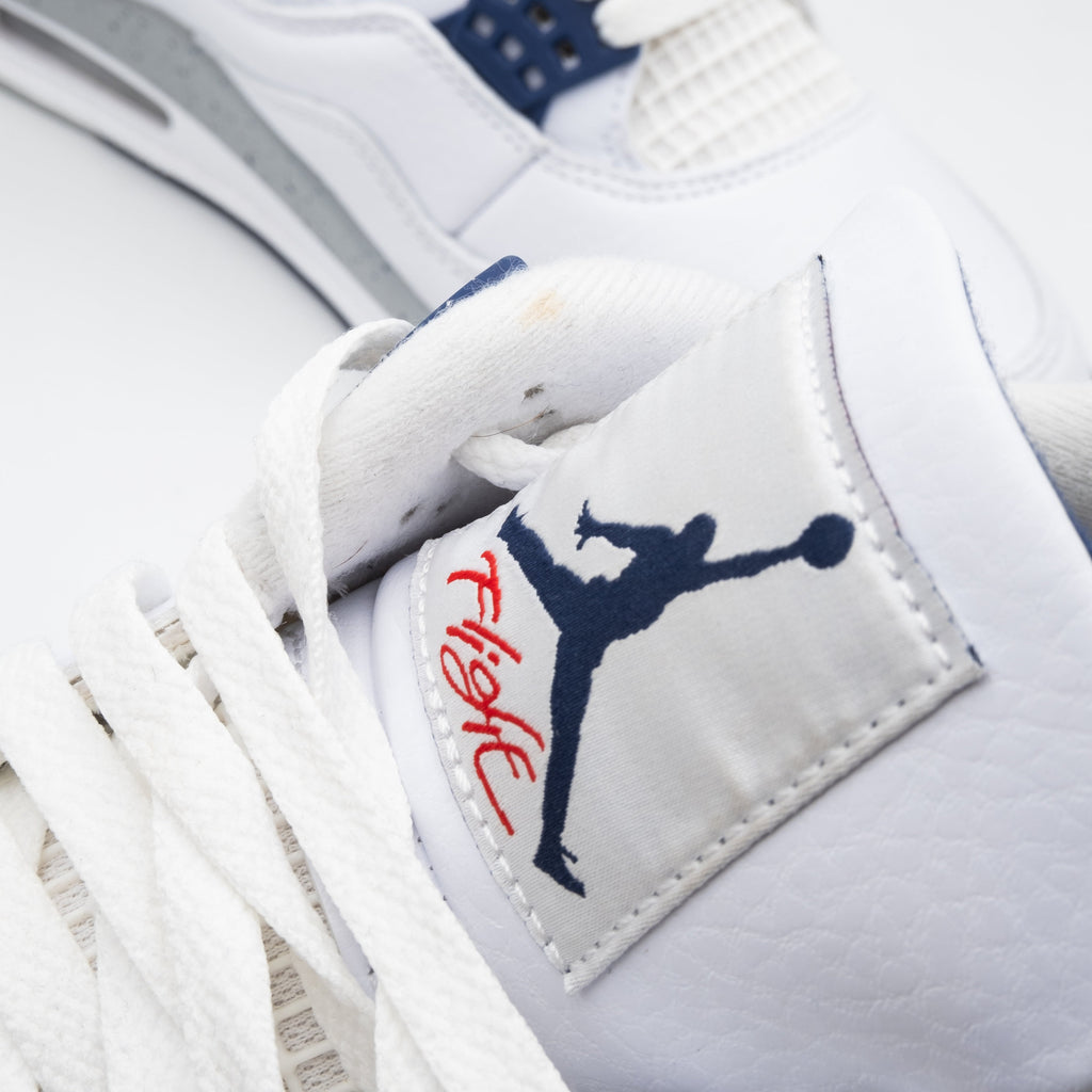 Air Jordan 4 Retro White Midnight Navy