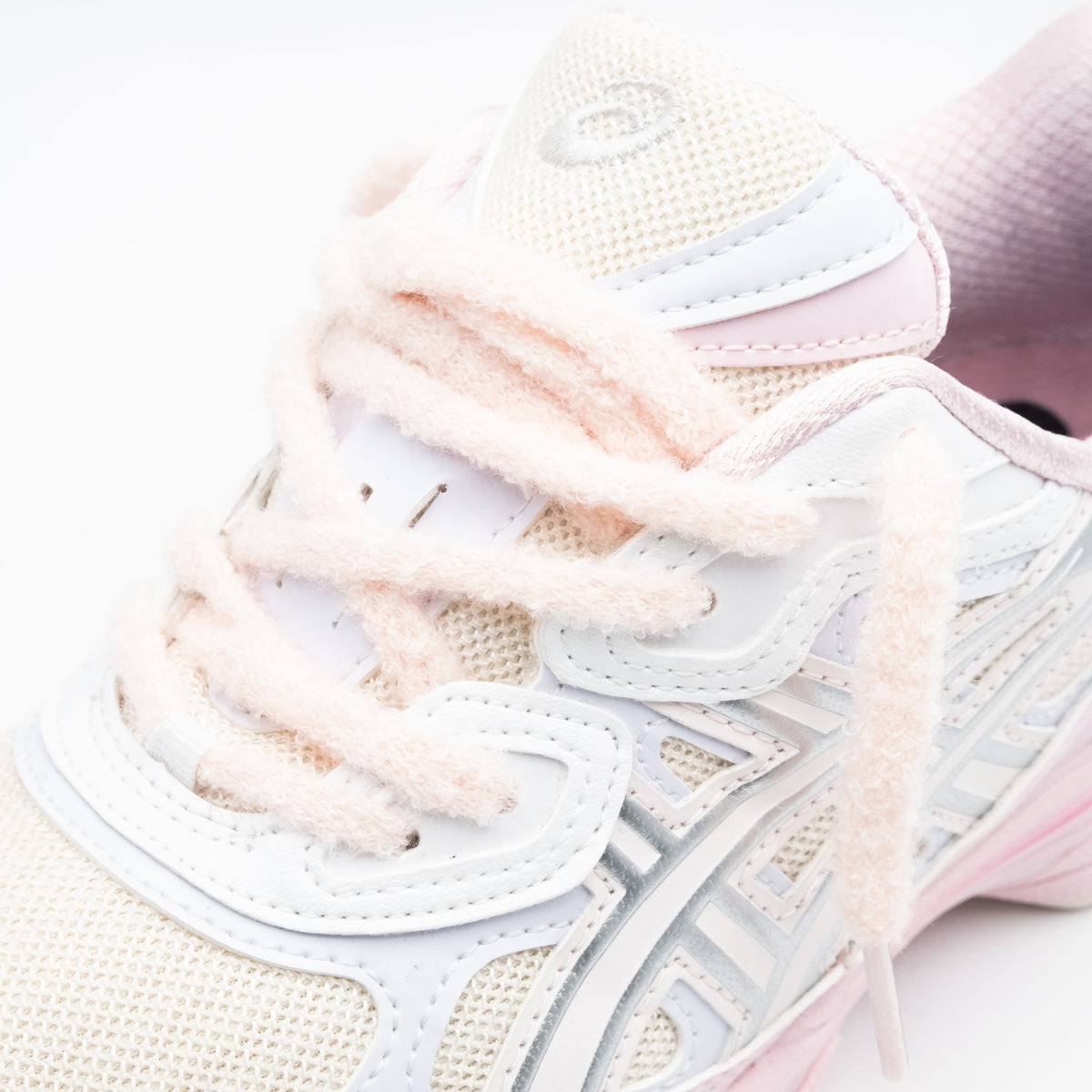 Dimension Stores Lacets - Fluffy Pink