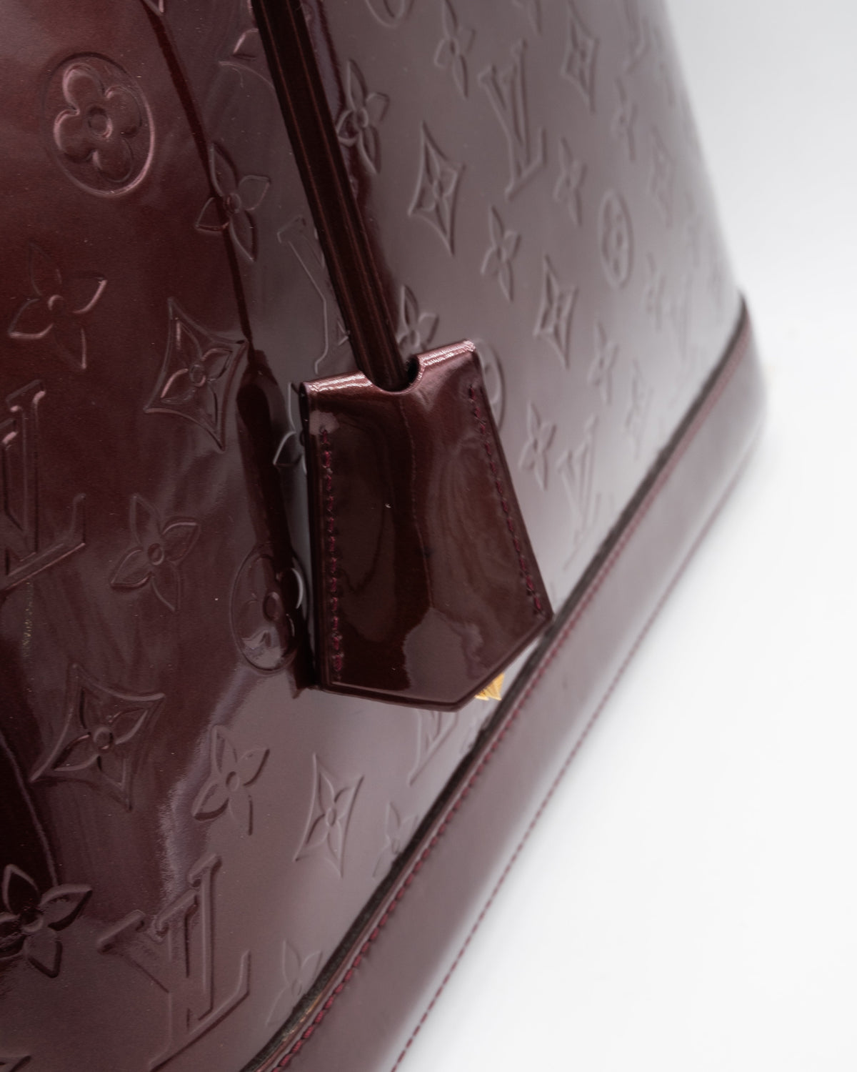 Louis Vuitton Sac à main Alma MM Vernis Aubergine
