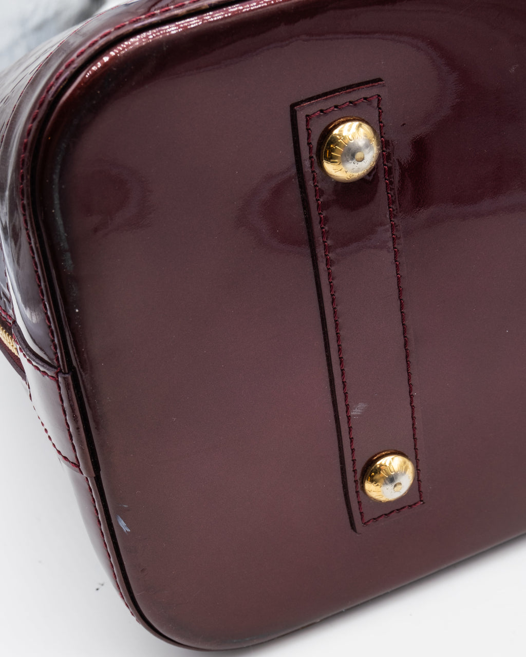 Louis Vuitton Sac à main Alma MM Vernis Aubergine