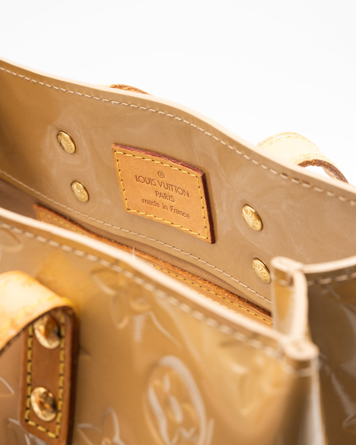 Louis Vuitton Sac à main Vernis Reade PM Beige