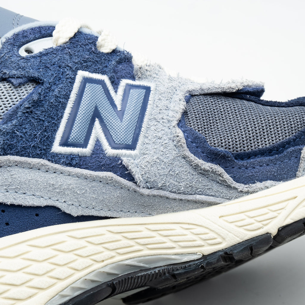 New Balance 2002R Protection Pack Light Arctic Grey Purple