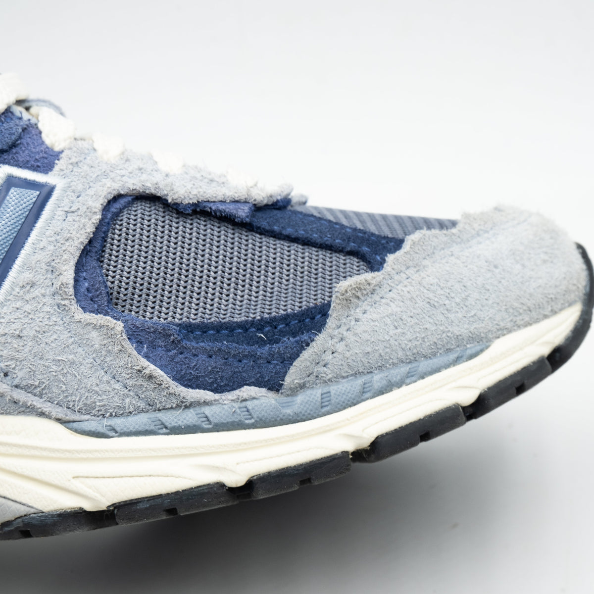New Balance 2002R Protection Pack Light Arctic Grey Purple
