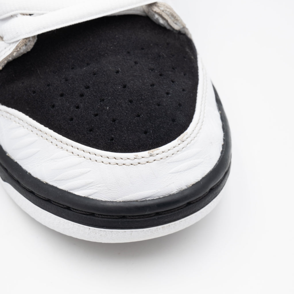 Nike Dunk SB Low TIGHTBOOTH