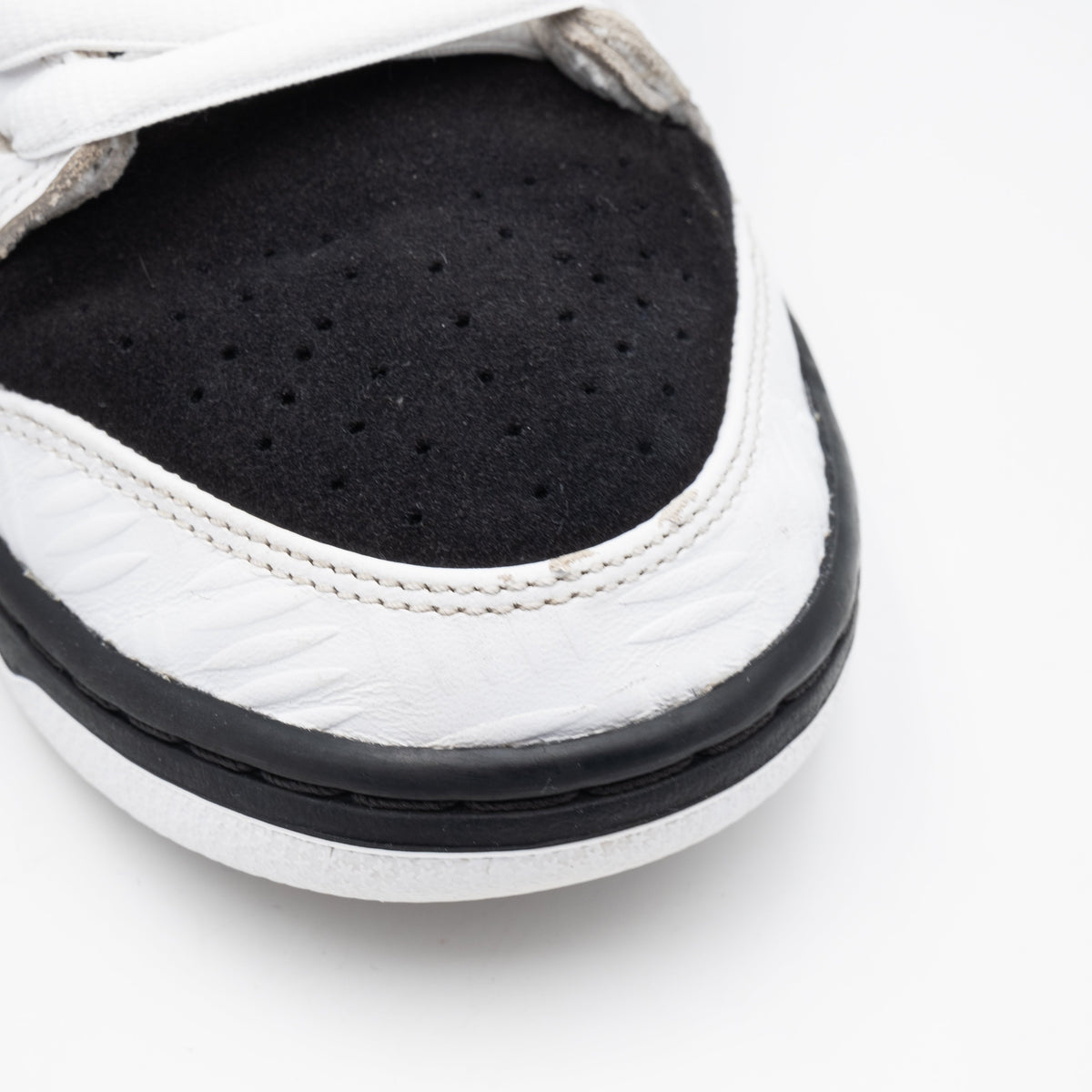 Nike Dunk SB Low TIGHTBOOTH