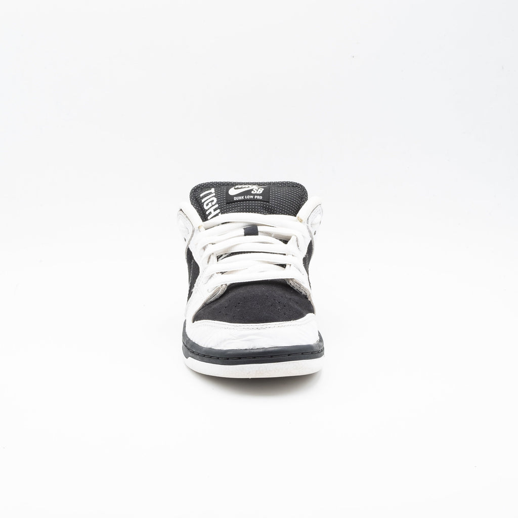 Nike Dunk SB Low TIGHTBOOTH