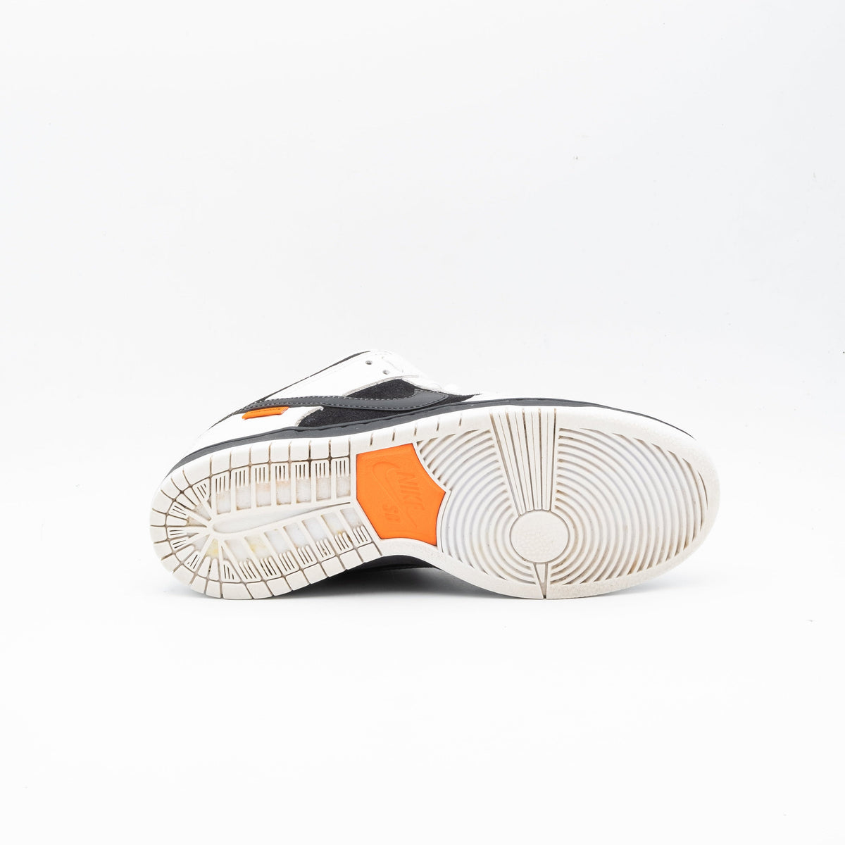 Nike Dunk SB Low TIGHTBOOTH