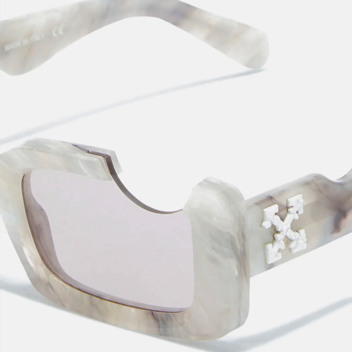 Off-White Cady Sunglasses Light Grey Light Grey