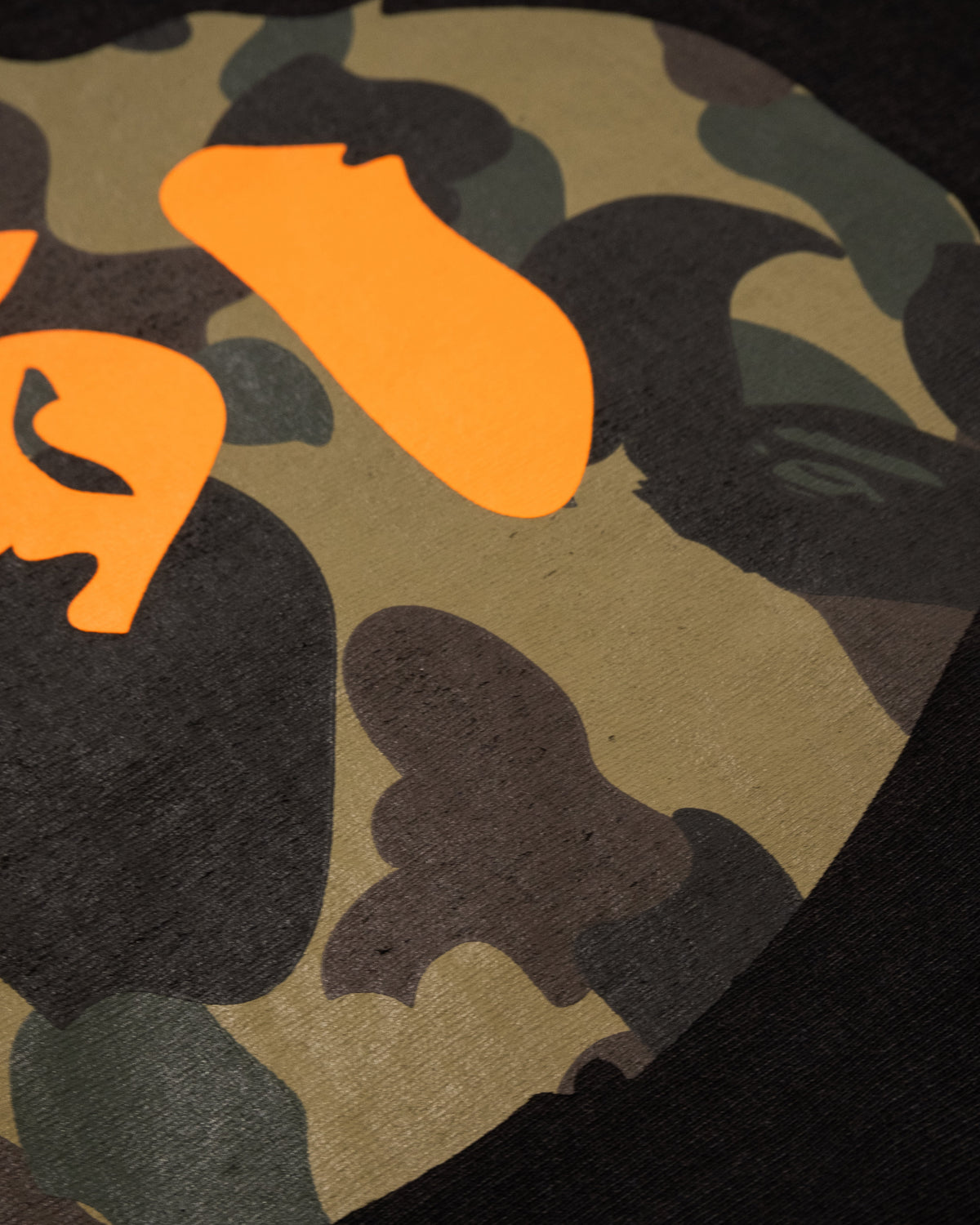 T-Shirt - x Undefeated - Black