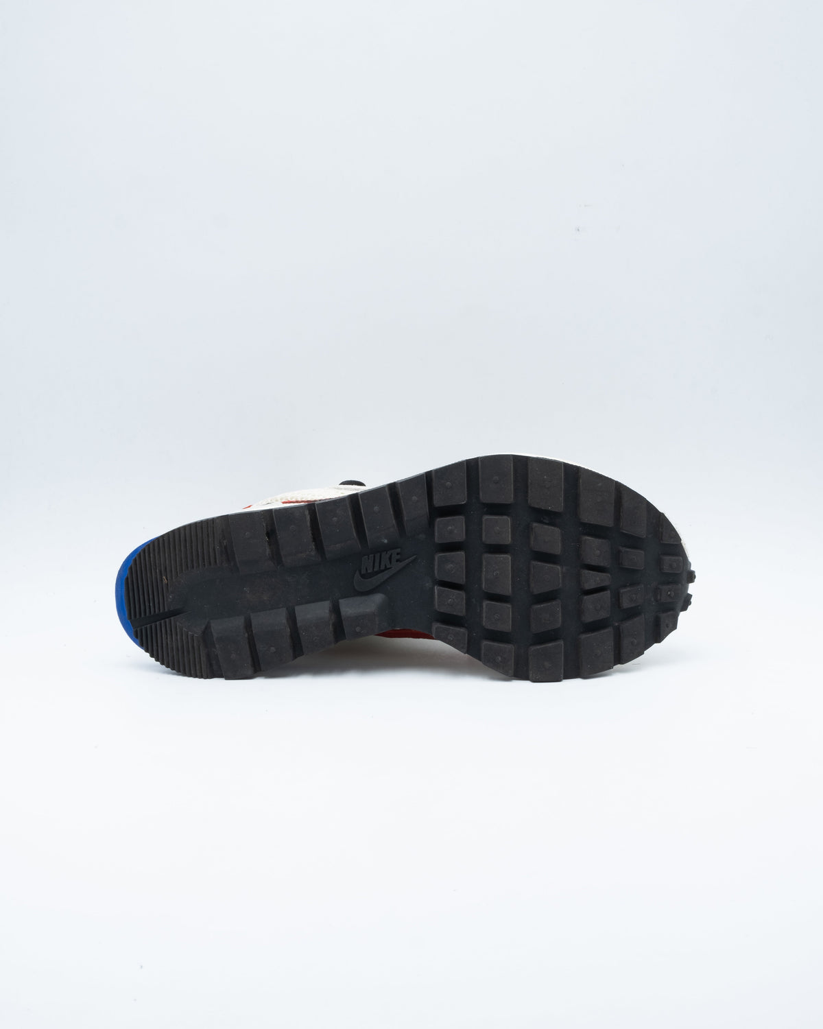 Nike Vaporwaffle sacai Sport Fuchsia Game Royal