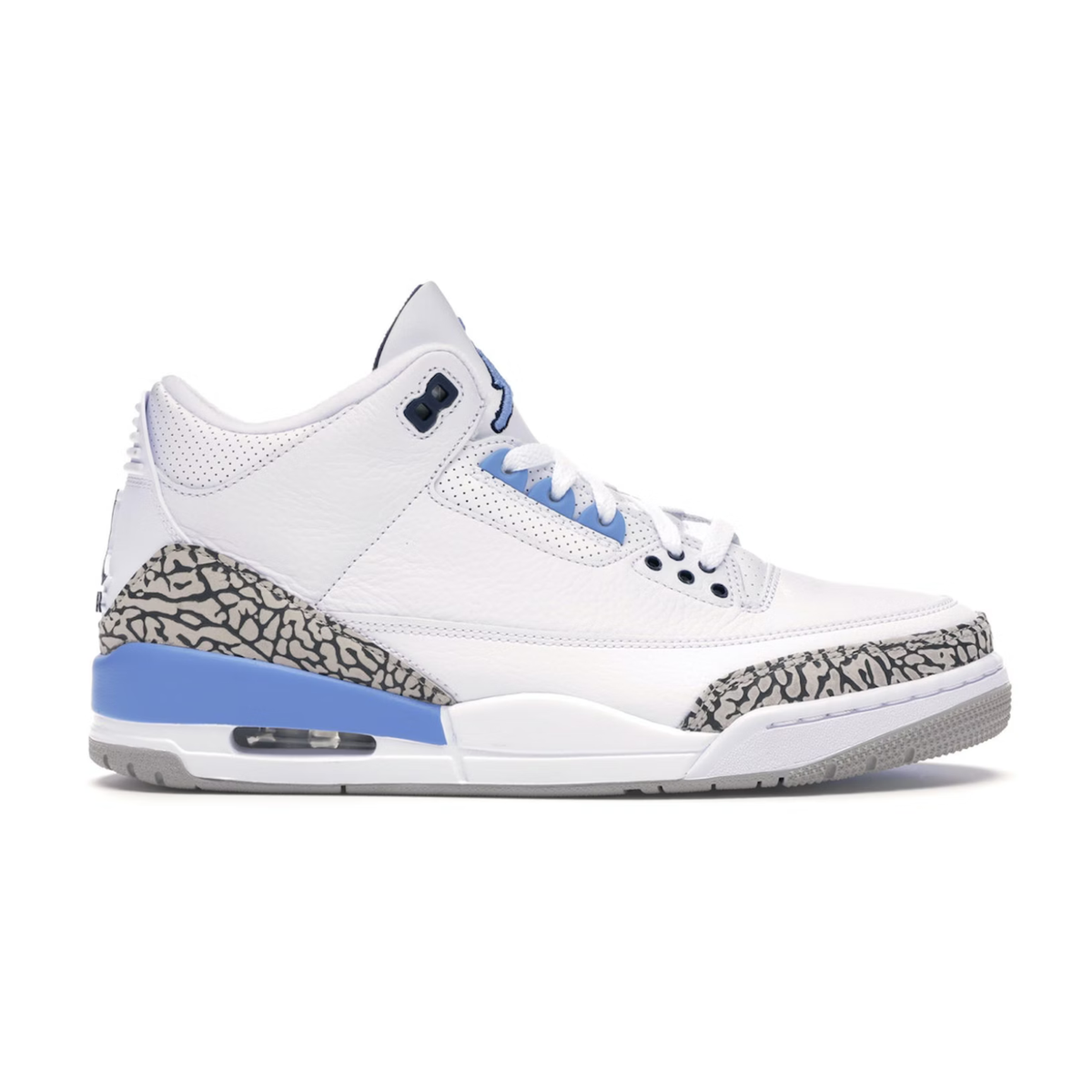 Air Jordan 3 Retro UNC