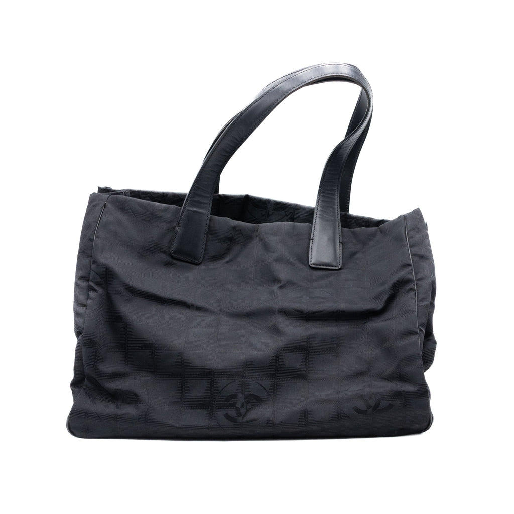 Chanel Sac à main Travel Line MM Noir