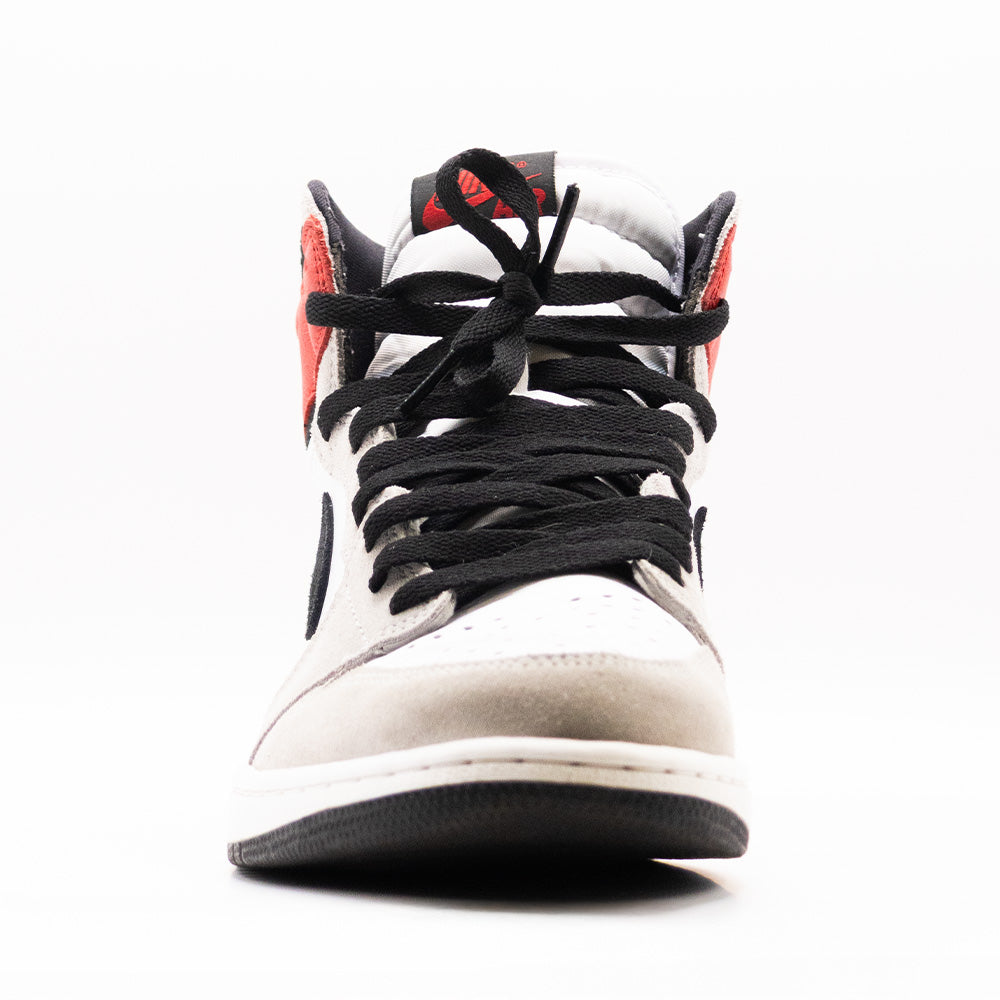 Air Jordan 1 Retro High Light Smoke Grey