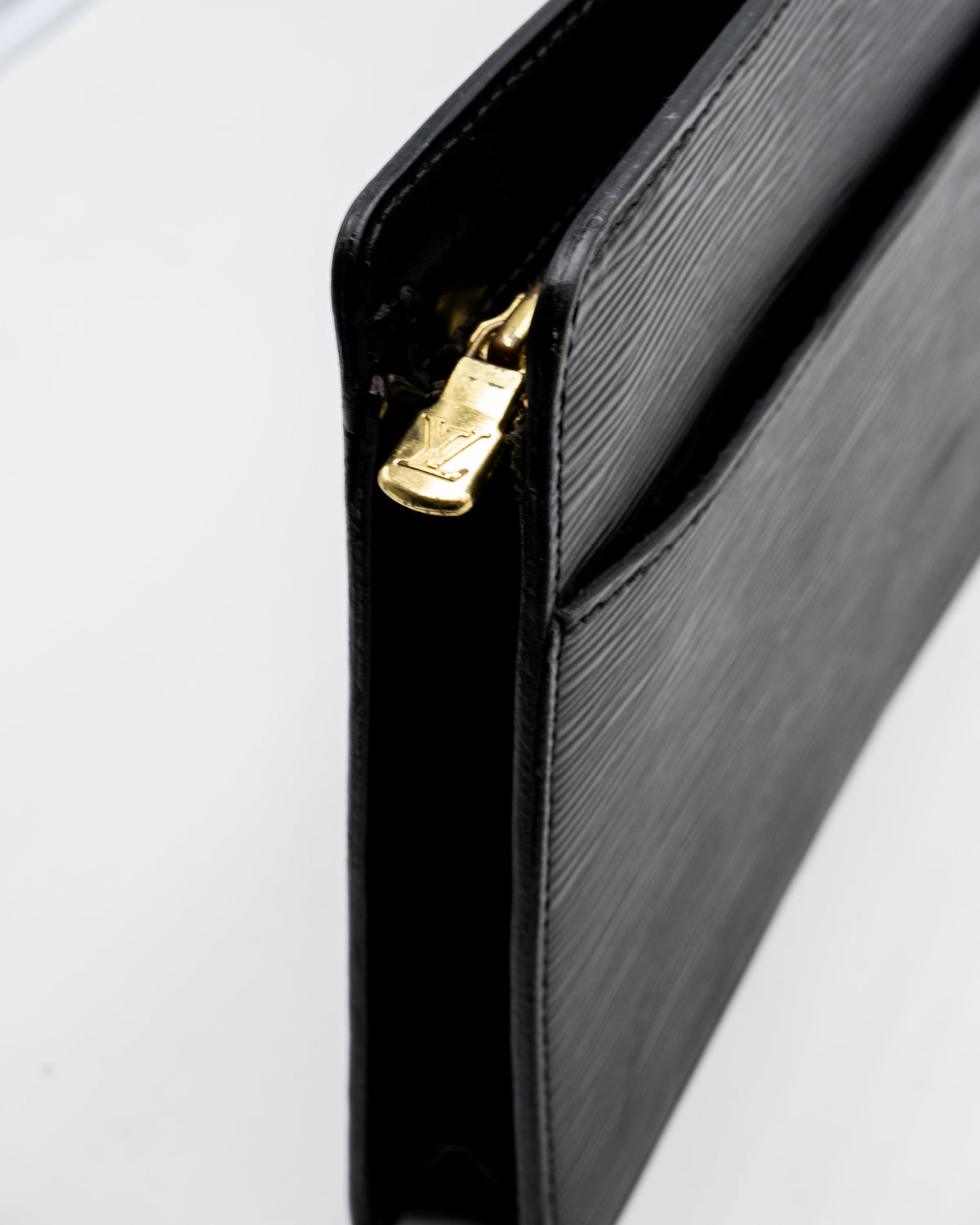 Louis Vuitton Pochette Cuir Epi Noir