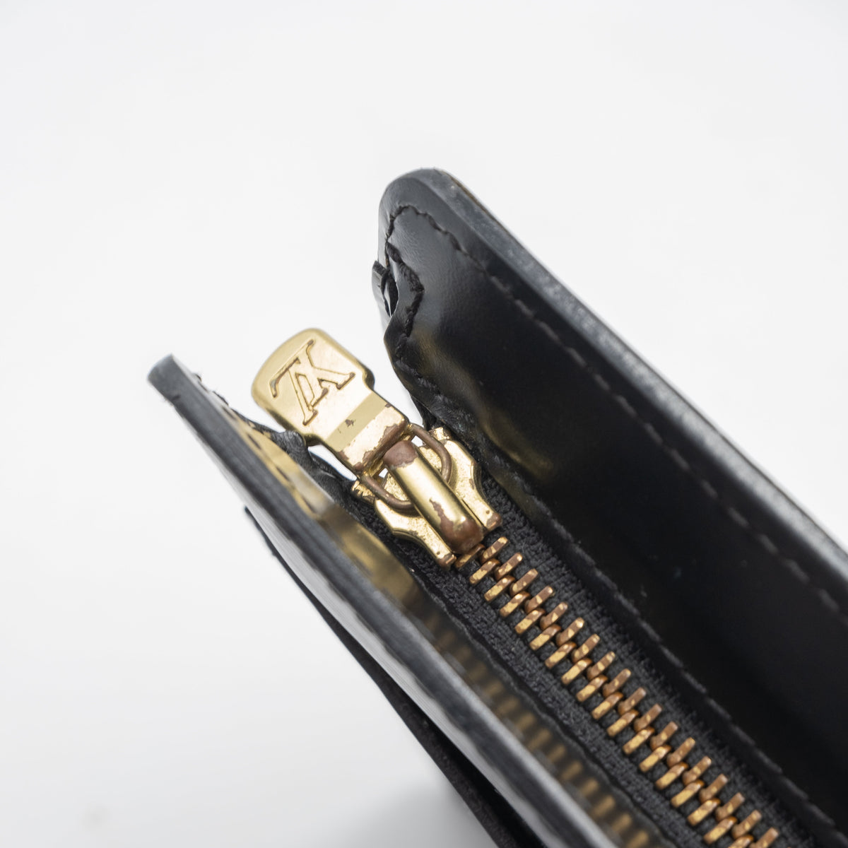 Louis Vuitton Pochette Cuir Epi Noir
