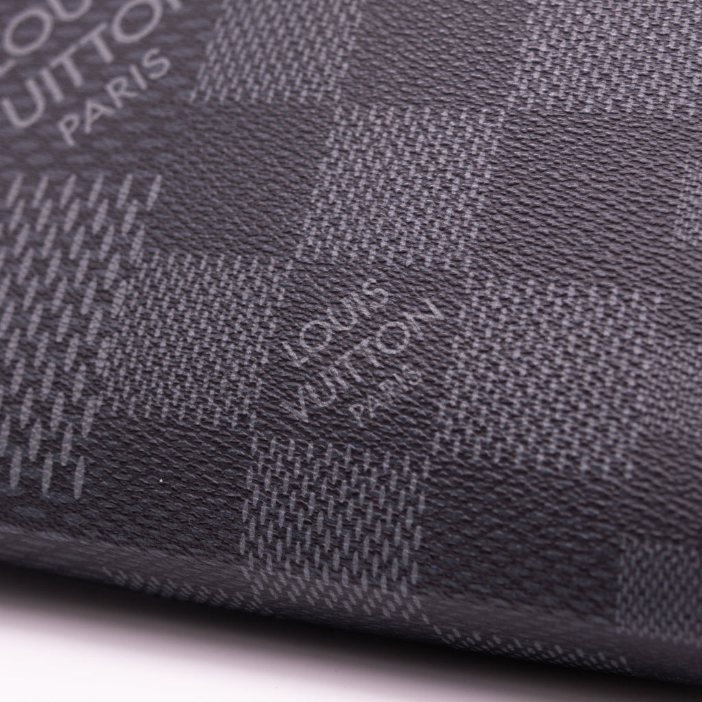 Louis Vuitton Pochette Damier Noir